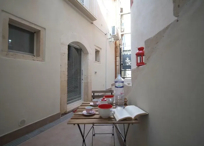 別荘 Corte Spagnola Fuoco *